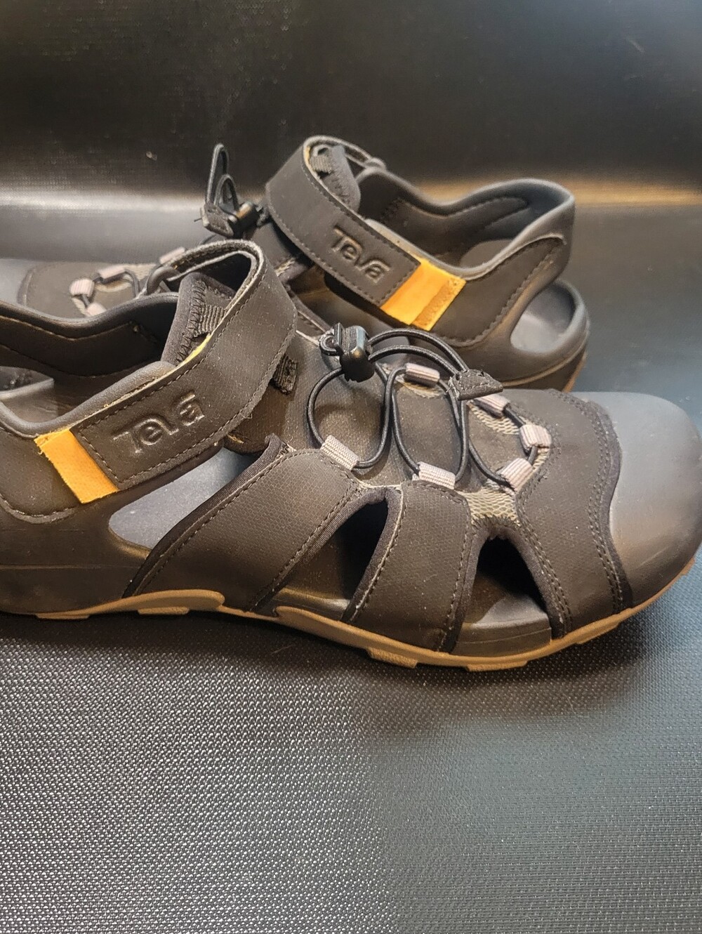 Teva Flintwood Men's Sport Sandals US 10 Black Adjustable Hook & Loop